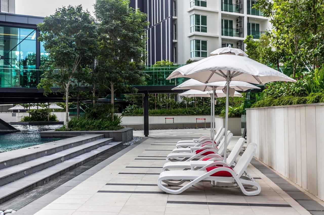 The Shore Residence Apartment Malacca Extérieur photo